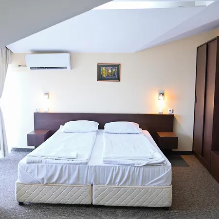 елица Ξενοδοχείο Μπάνσκο