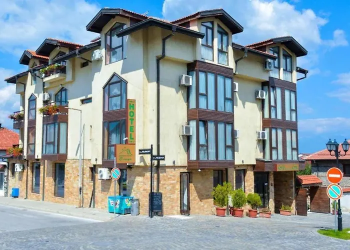 елица Szálloda